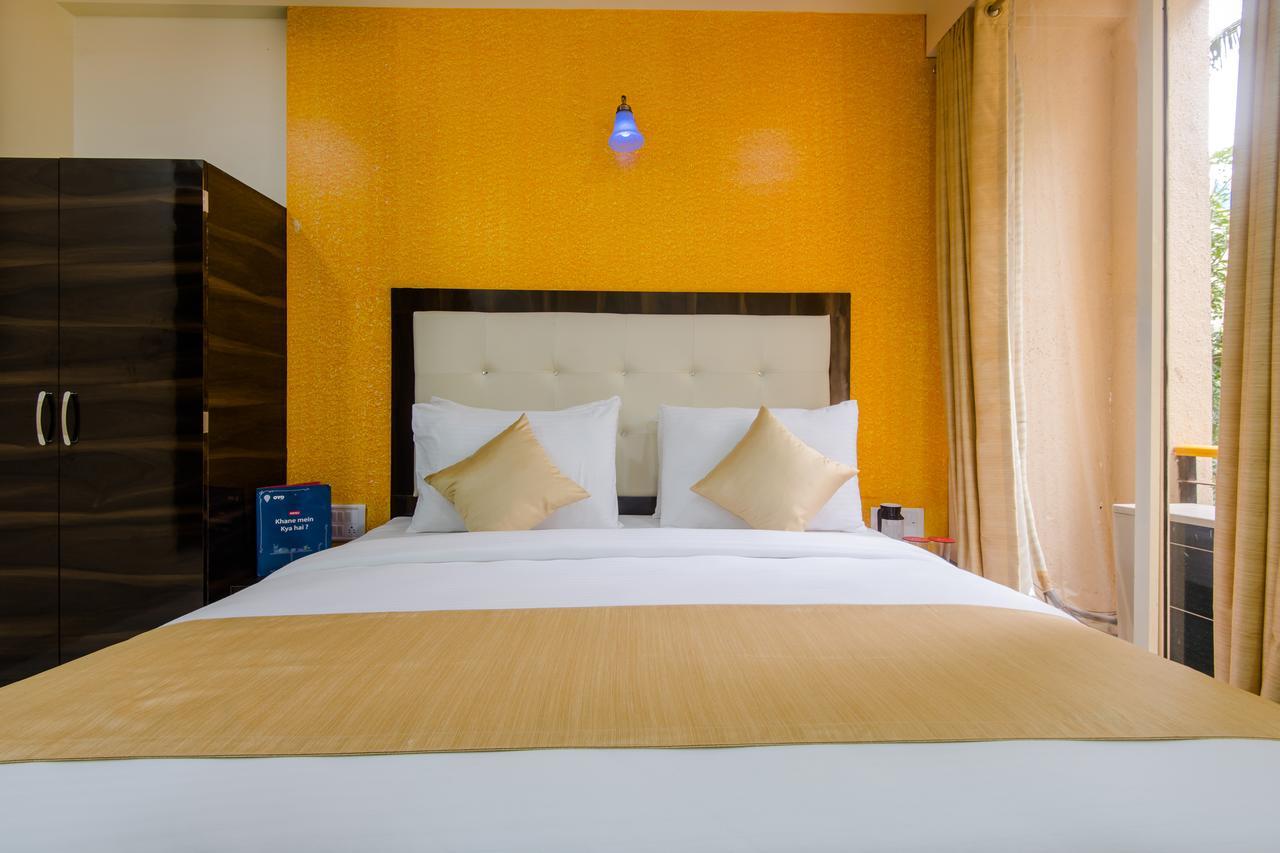 Oyo 9326 Om Sai Residency Hotel Мумбай Екстериор снимка
